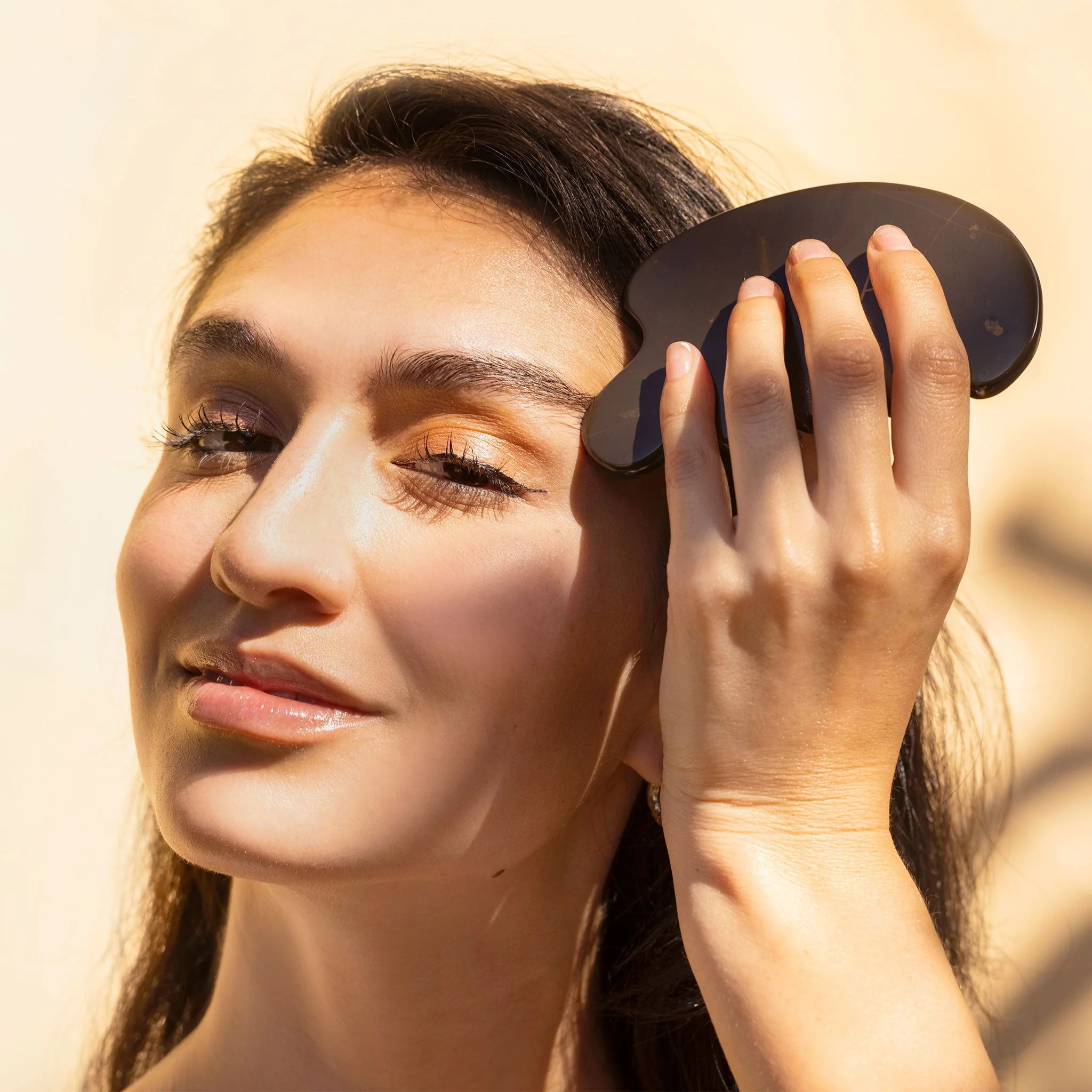 Bian Stone Gua Sha - Image 3