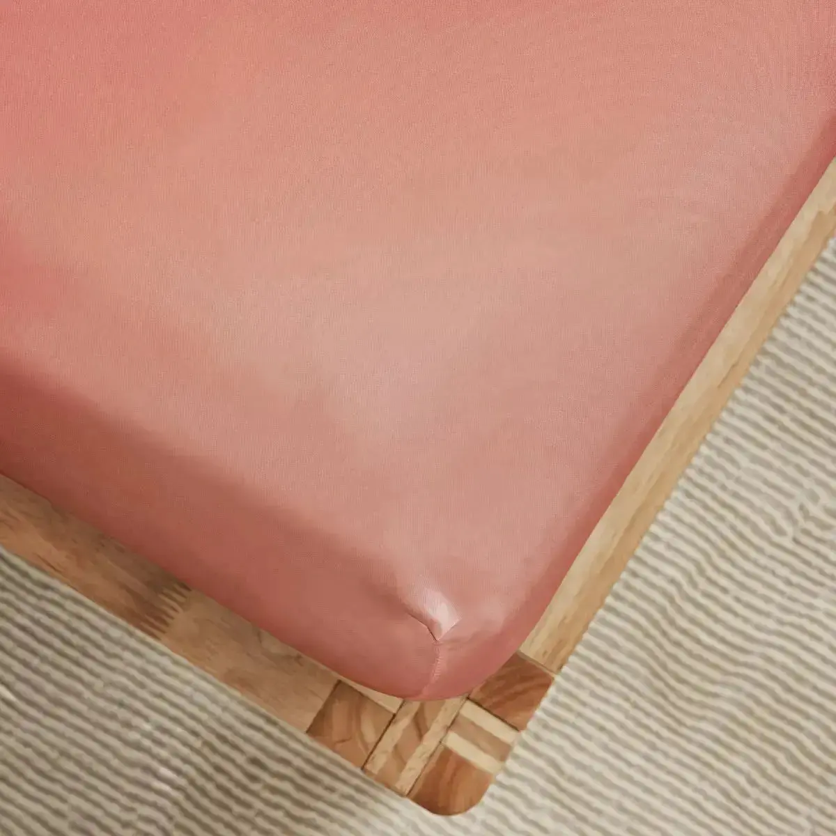 Luxe Bamboo Fitted Sheet - Image 5