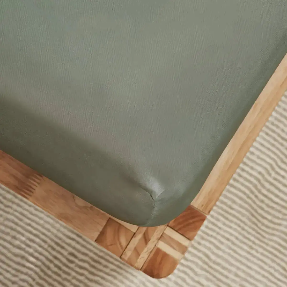 Luxe Bamboo Fitted Sheet - Image 6